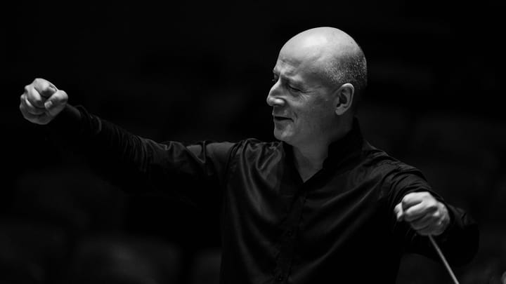 Järvi Conducts Mahler 7